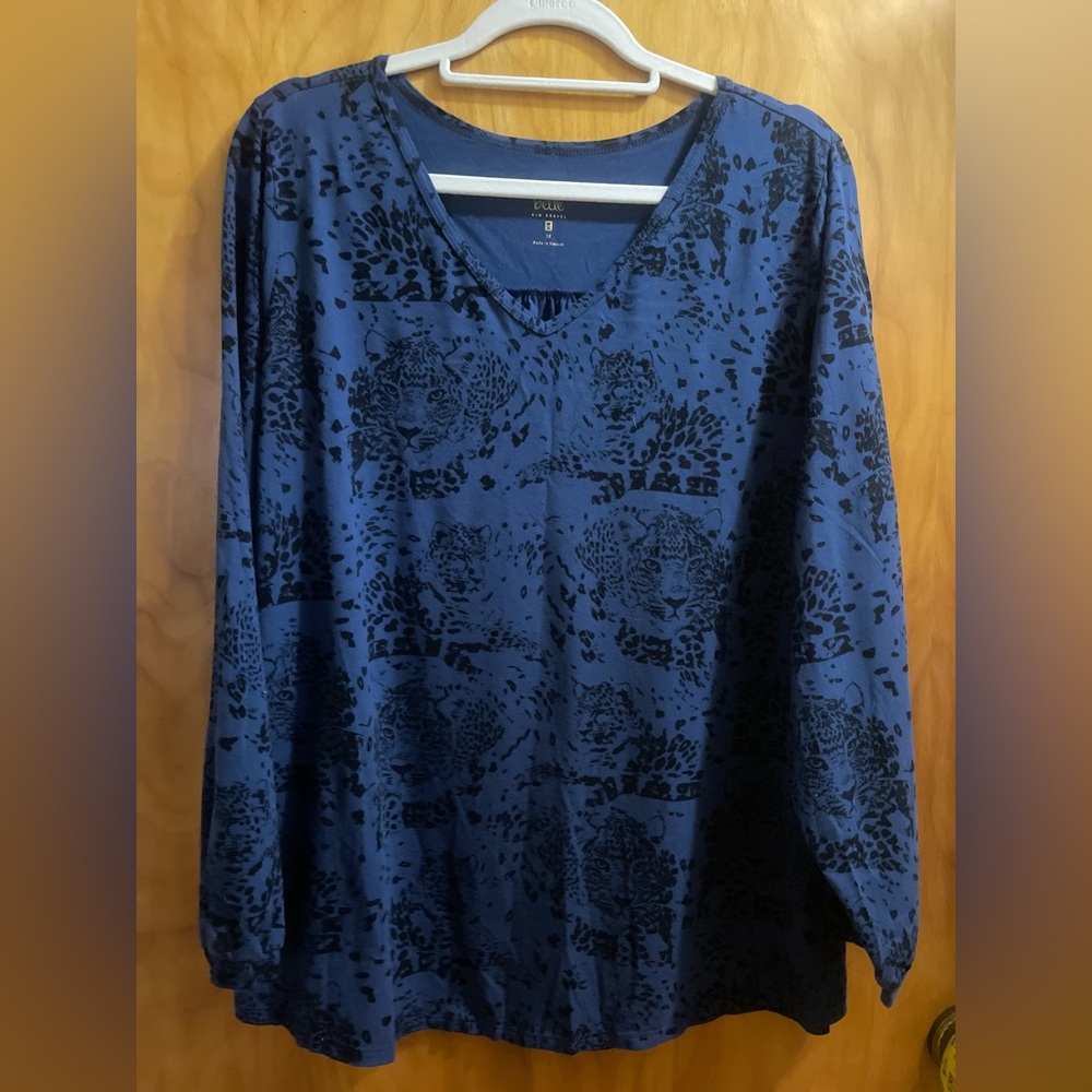 Belle by Kim Gravel Blue Leopard Print Top